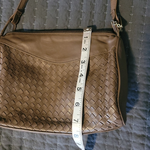 Four Seasons Handbags Women's Crossbody Brown Woven Leather Purse - Picture 9 of 12